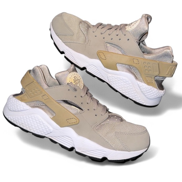 Nike Air Huarache Run Beige Women’s Sneakers Size‎ 8.5 Casual Running Shoes - Picture 1 of 15